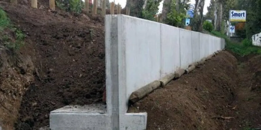 Retaining Wall Design in Aylesbury: Ground Conditions & Structural Stability